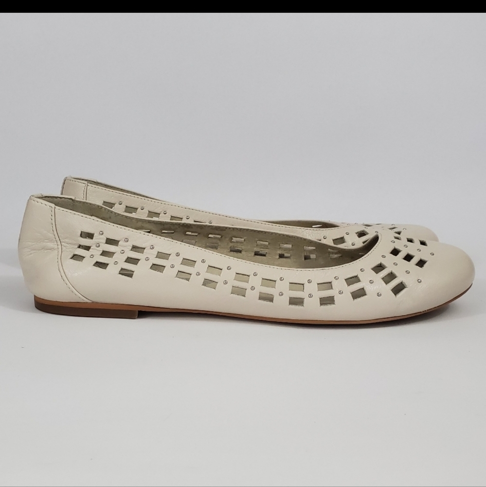 Michael Kors Cream Beaded/Woven Flats Size 9